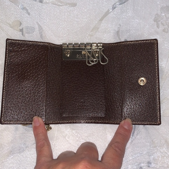GUCCI KEY HOLDER CASE - Picture 5 of 15